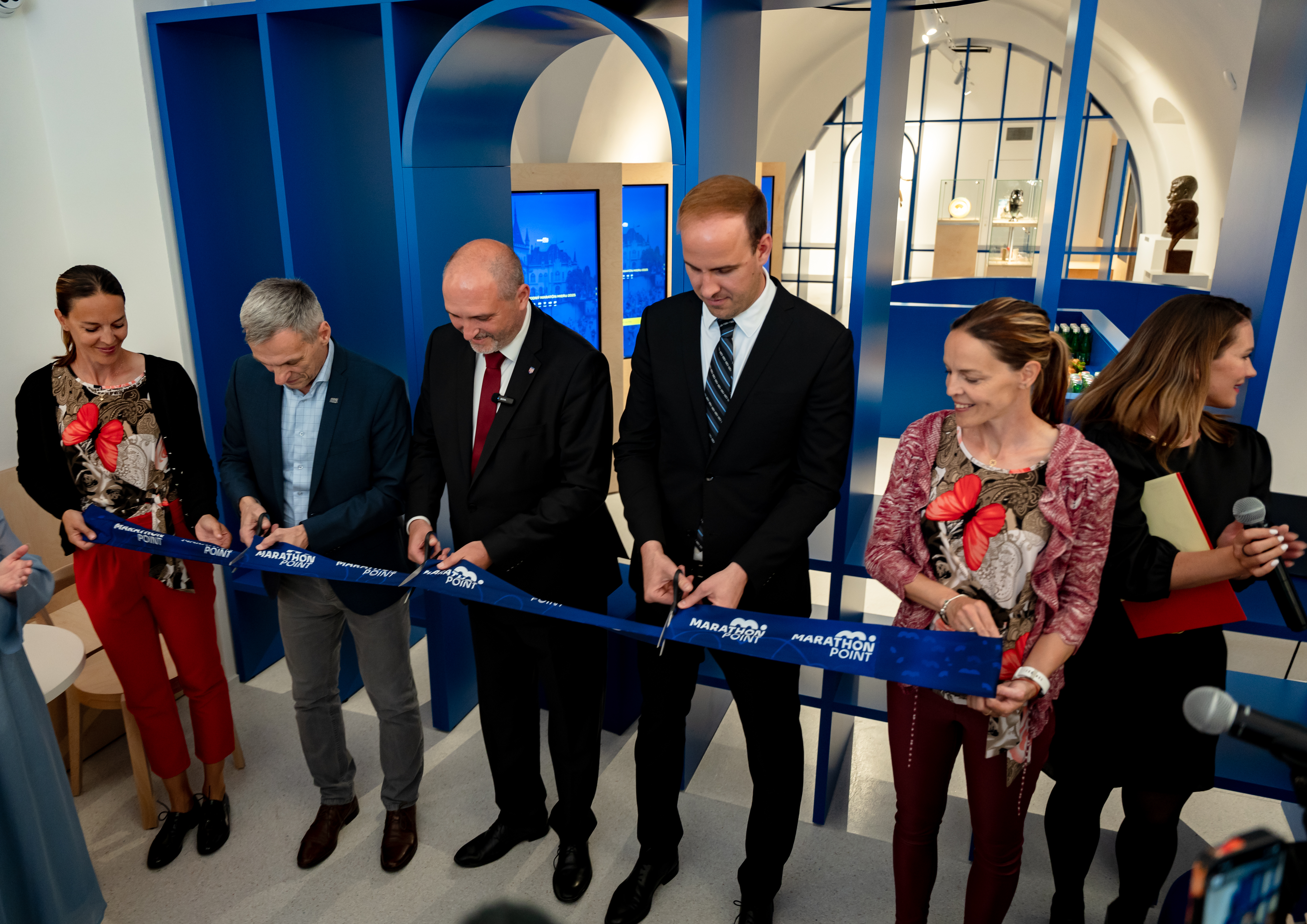 Slavnostne otvorenie stalej expozicie Medzinarodneho maratonu mieru-12
